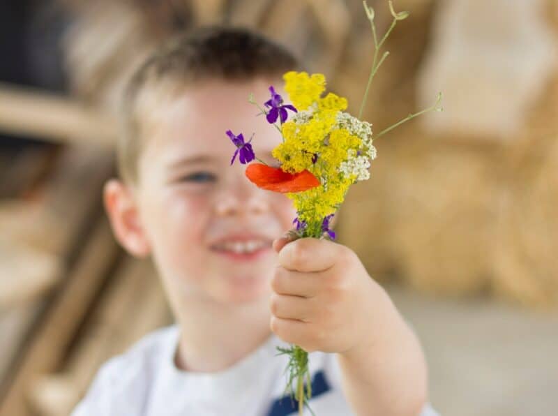 How to welcome families to church for Mothering Sunday
